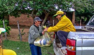 Mang Lại Tình Thương và Sự Trợ Giúp Trong Nạn Lụt tại Paraguay